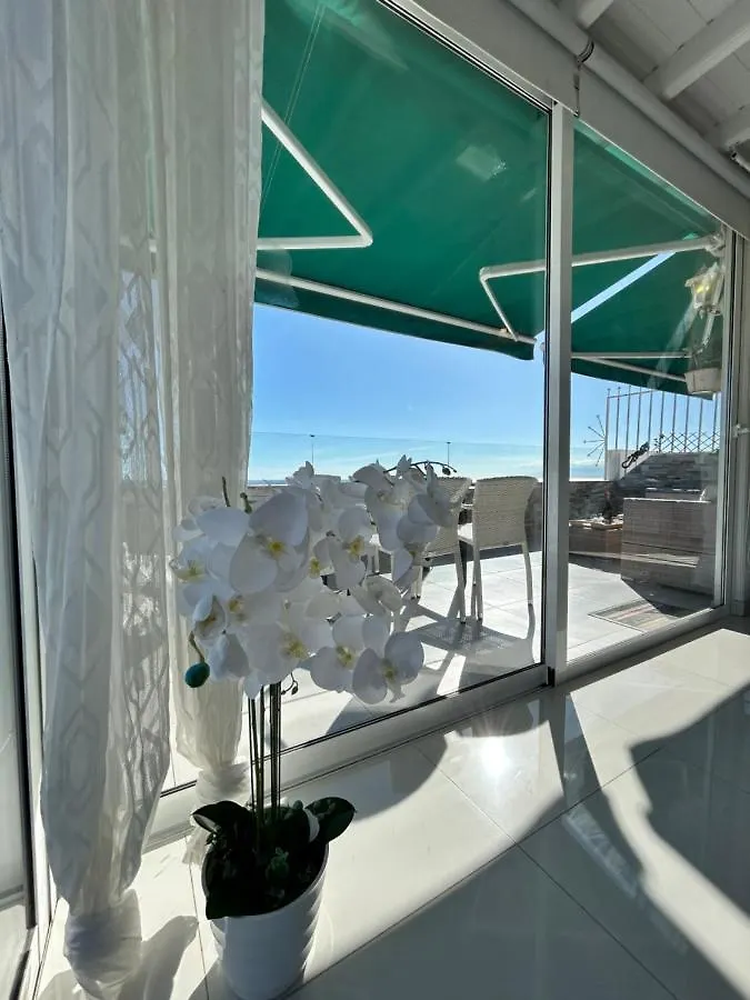 לוס כריסטיאנוס Penthouse Of Views Los Cristianos דירה